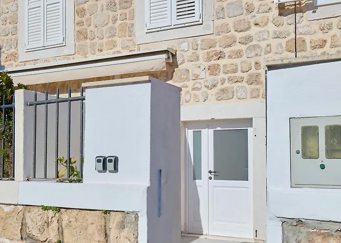 Iza Grada Apartment *